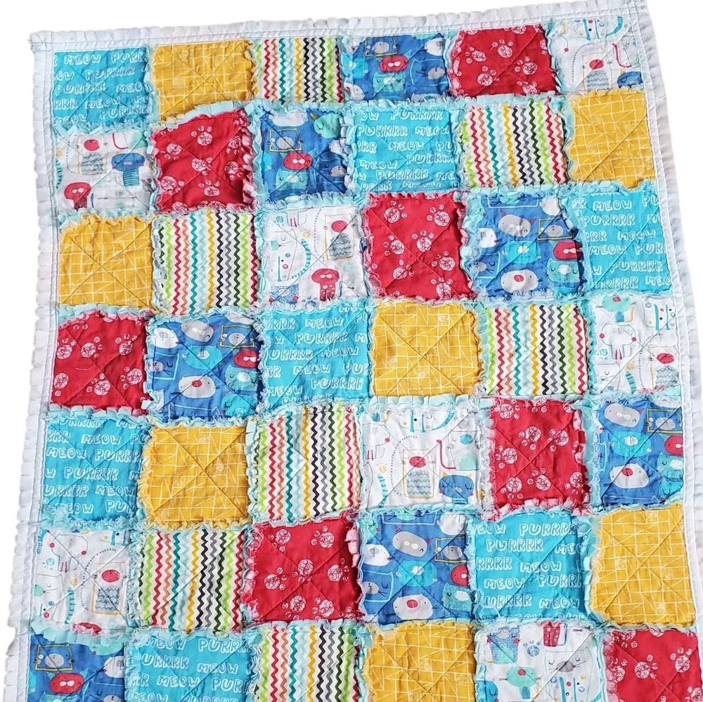 New Homemade Colorful Baby Rag Quilt Cats / Paw Prints